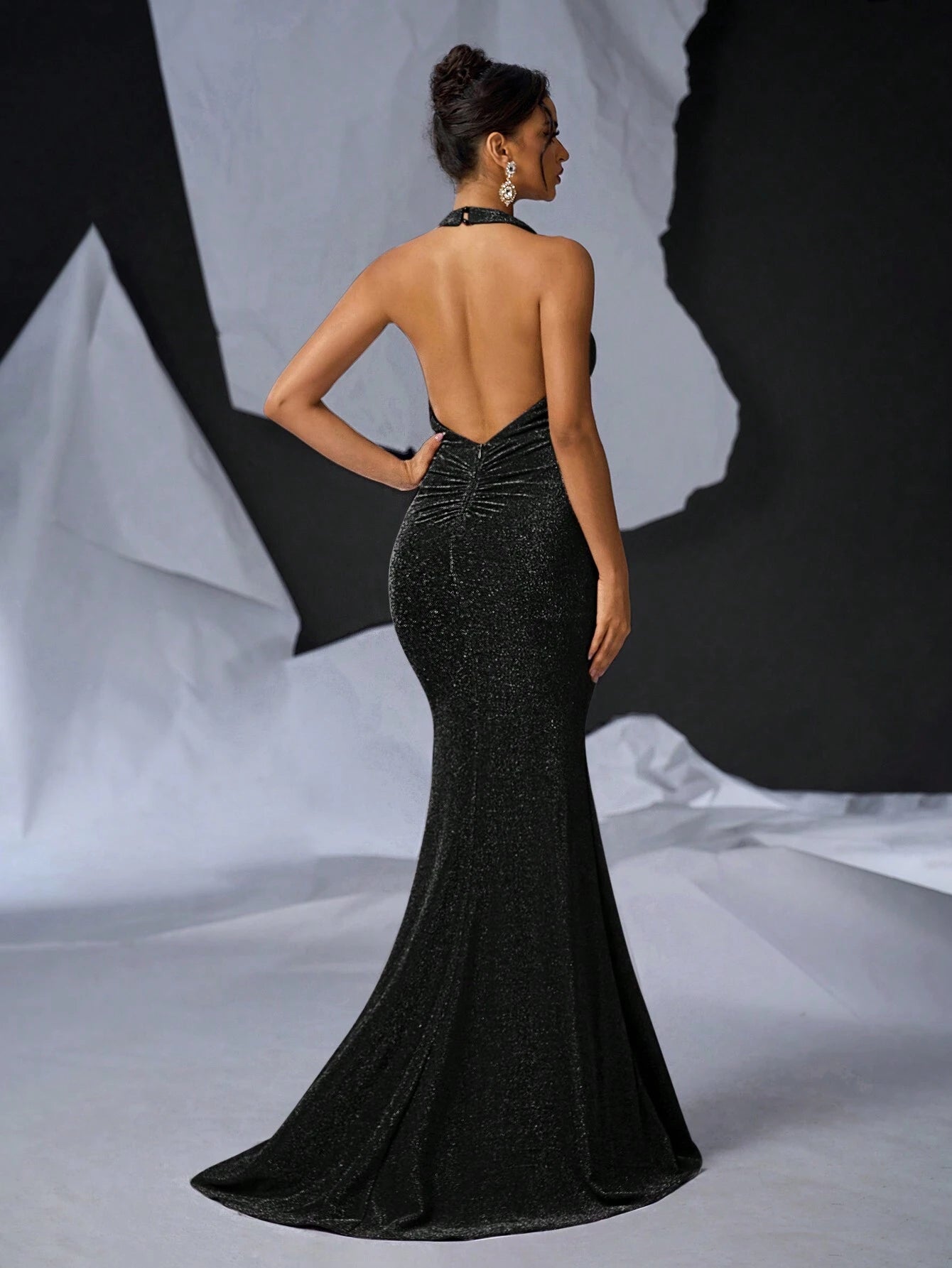 Glamrae Elegant Glittery Black Mermaid Maxi Dress - Perfect for Cocktail Parties, Weddings, Prom, and Special Occasions