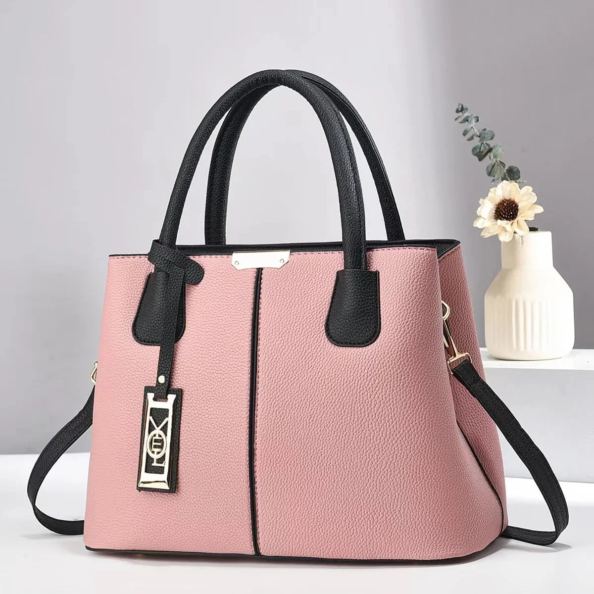 Chic Vintage Large Capacity Shoulder Bag - Stylish PU Leather Handbag for Casual Elegance